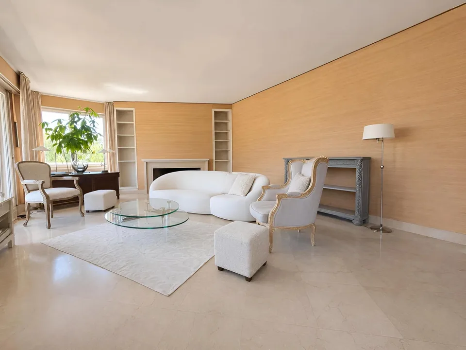 Appartement spacieux 6.5 pièces avec vue sur la montagne à Sion
