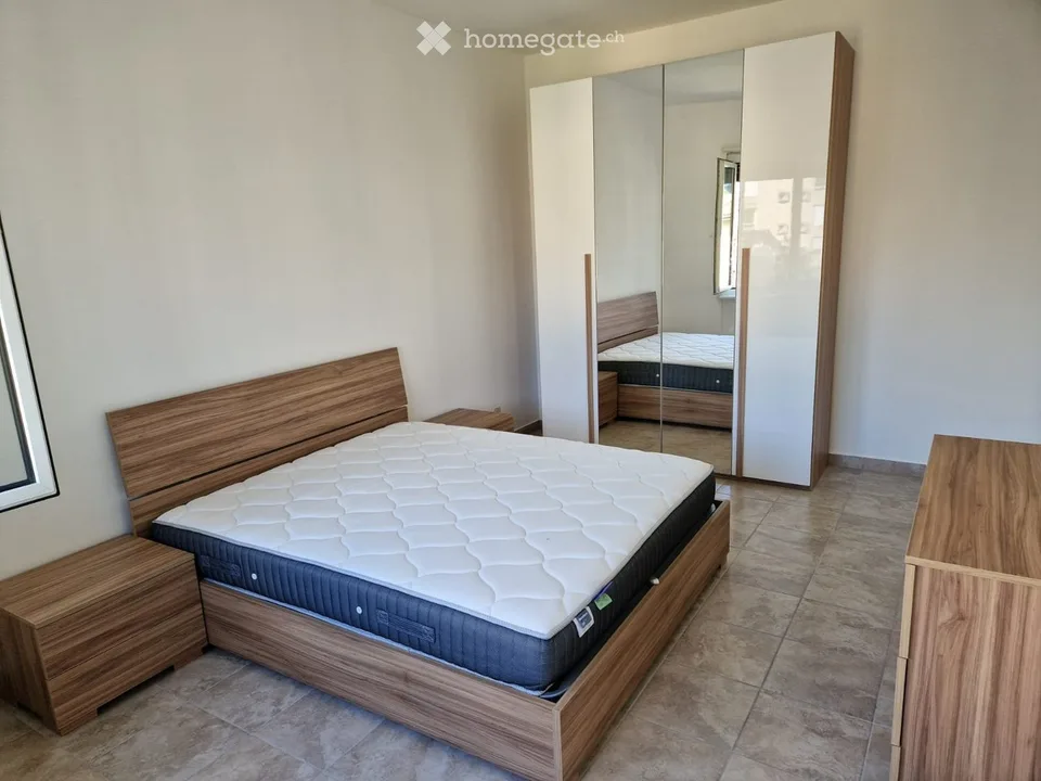 Meublé | Lumineux 2.5 centre de Chiasso | Lave-linge privé