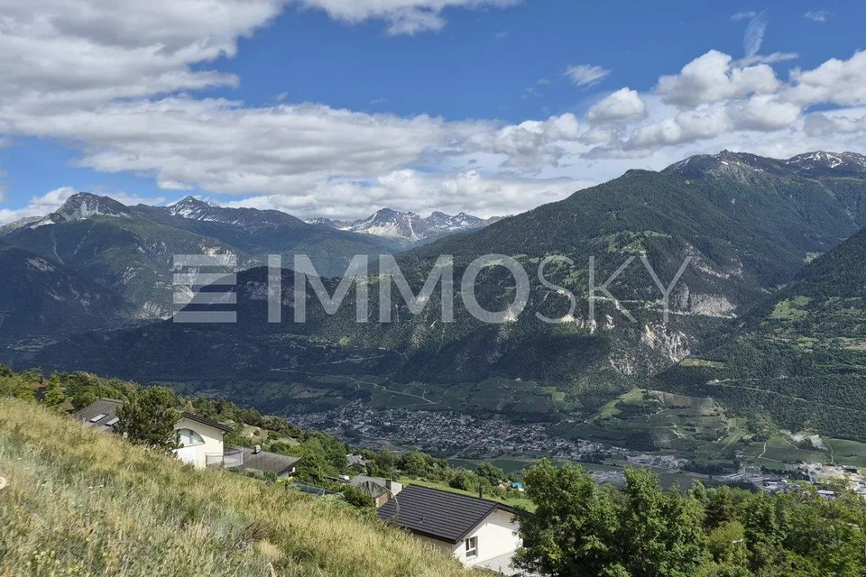 Terreno con vista, a 5 minuti dal centro
