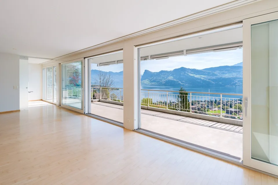 Residenza con vista spettacolare a Hergiswil sul lago