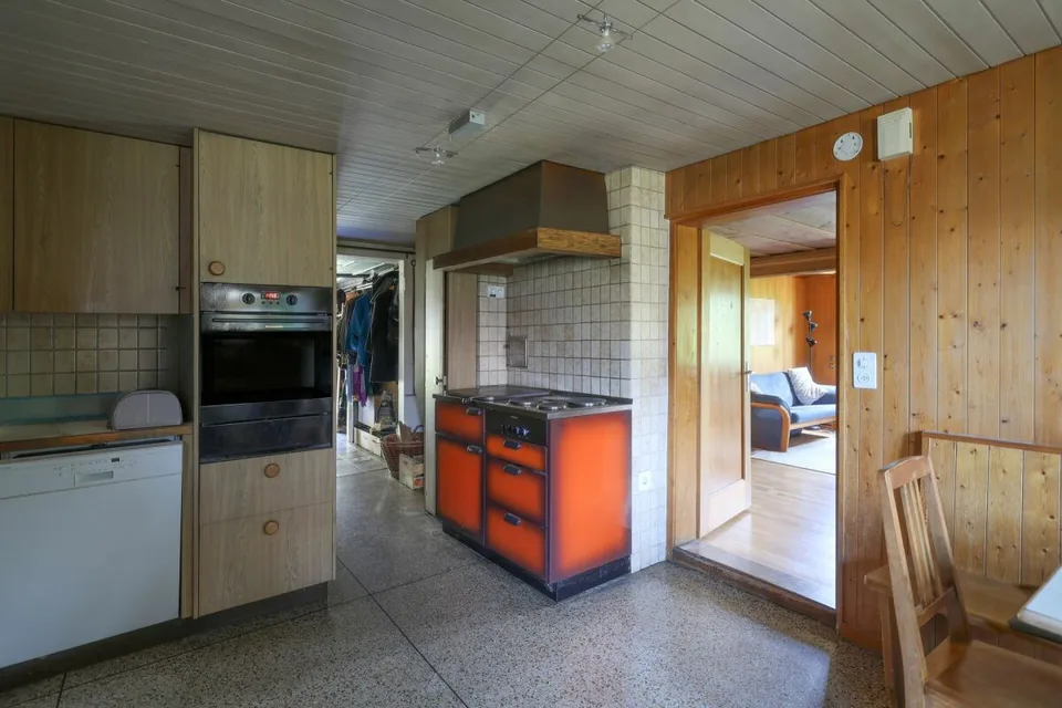 Vecchia casa colonica con grande potenziale di sviluppo
