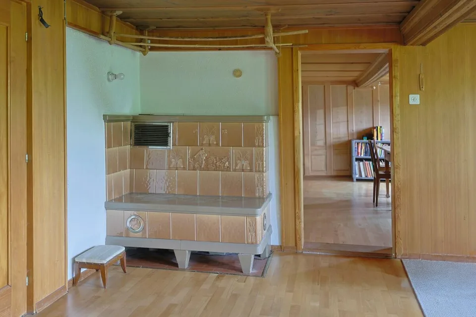 Vecchia casa colonica con grande potenziale di sviluppo