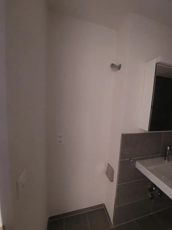 Modern 1.5-room new apartment with spacious balcony - first occupancy