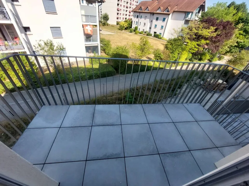 Modern 1.5-room new apartment with spacious balcony - first occupancy