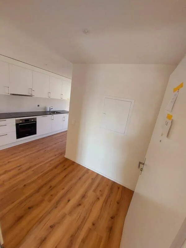 Modern 1.5-room new apartment with spacious balcony - first occupancy