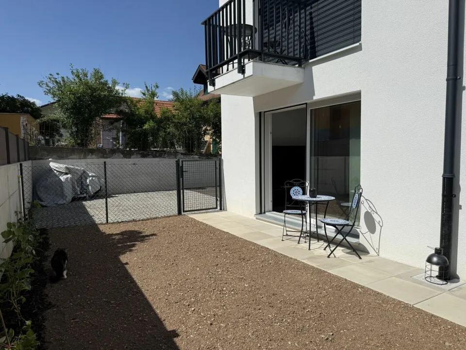 Villa wie neu, schöne Aussicht und sehr ruhige Wohngegend