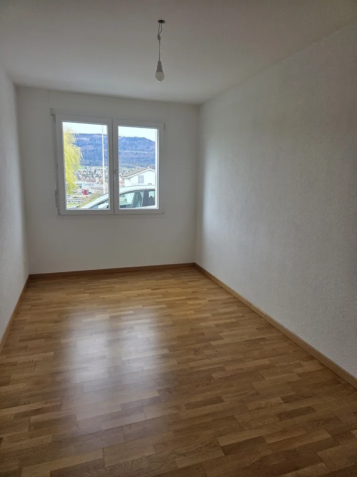 Ground-floor apartment with terrace