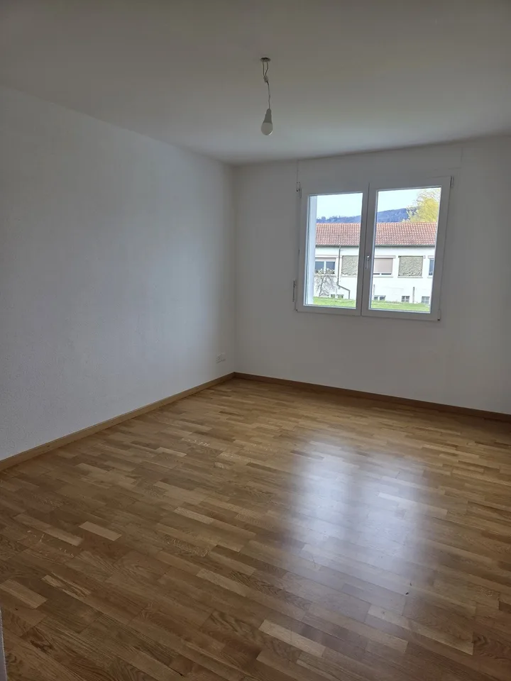 Ground-floor apartment with terrace