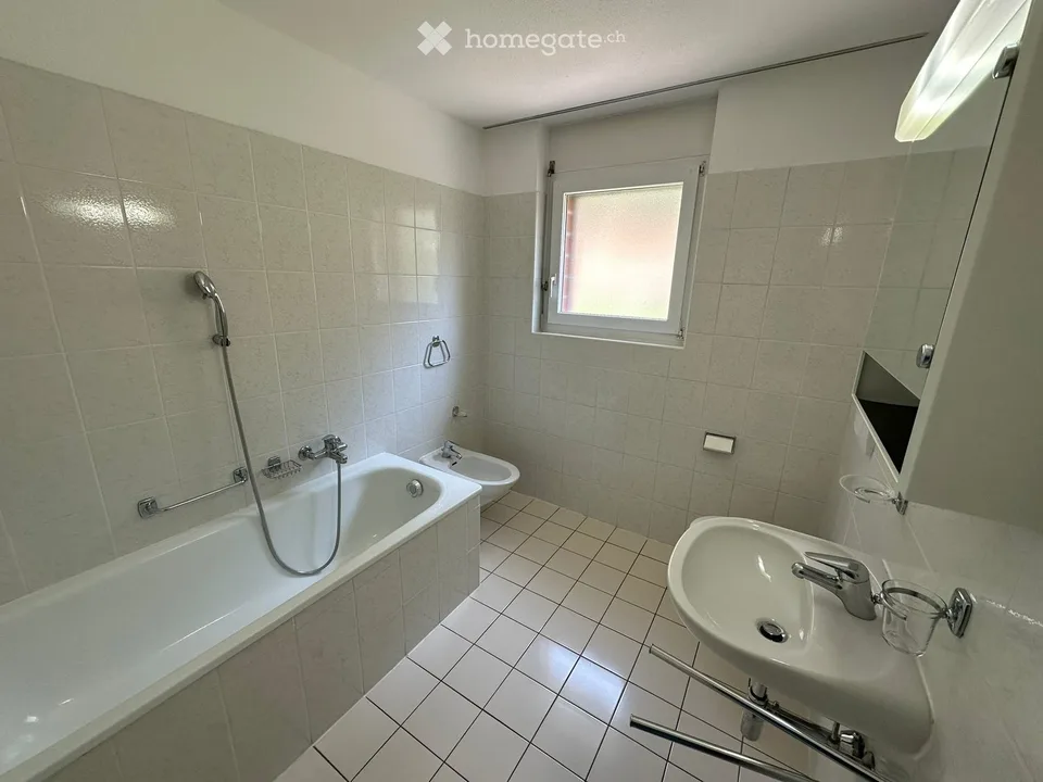 Biasca - MIETE 4-Raum-Wohnung in gutem Zustand