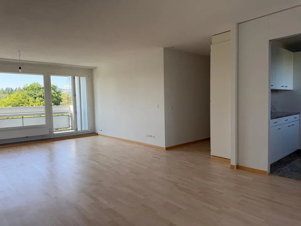 Appartement entretenu avec balcon et vue imprenable