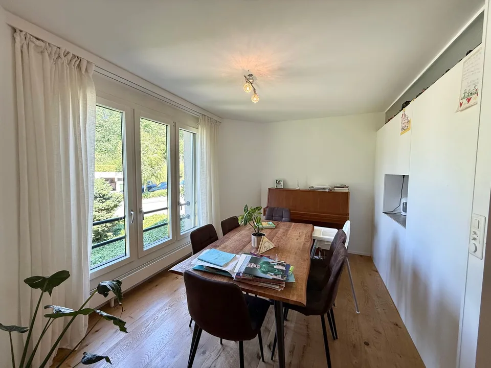 Appartamento elegante di 3,5 locali in una posizione soleggiata e tranquilla