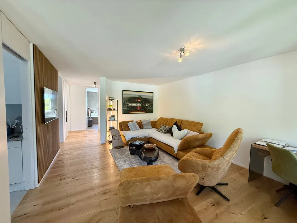 Appartamento elegante di 3,5 locali in una posizione soleggiata e tranquilla
