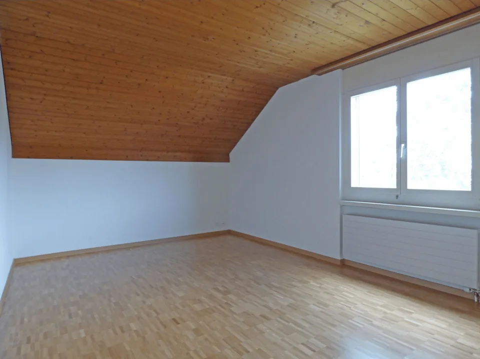 2.5-Zi-Wohnung an zentraler Lage in Birmensdorf