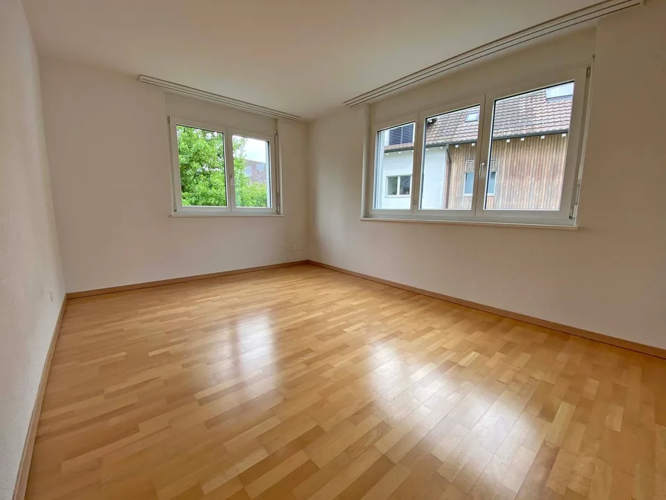 Einladende 4 ½-Zimmerwohnung in gepflegter Wohnsiedlung