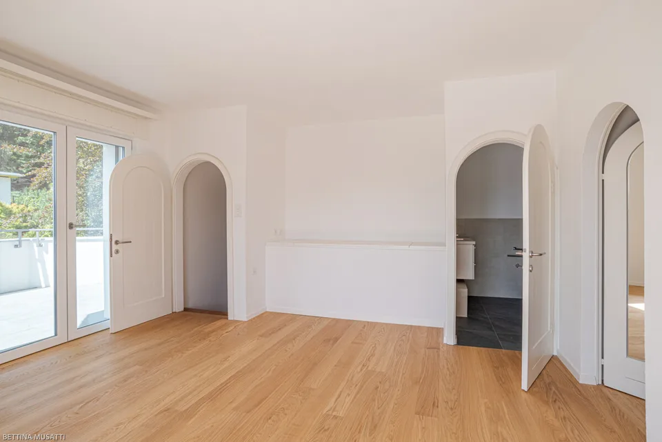 SAVOSA - Villa avec jardin et terrasse sur le toit – photo 10 sur 13