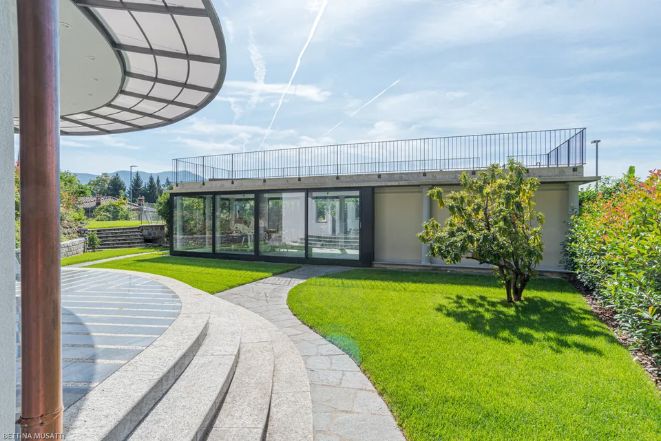 SAVOSA -  VILLINO CON GIARDINO E ROOF TERRACE