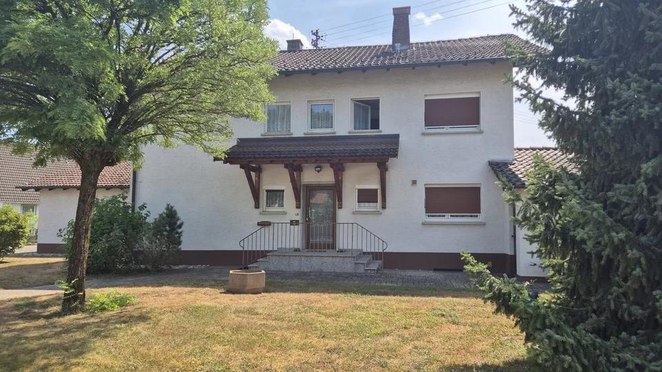 Rheinheim - Maison de 2 familles avec grand terrain
