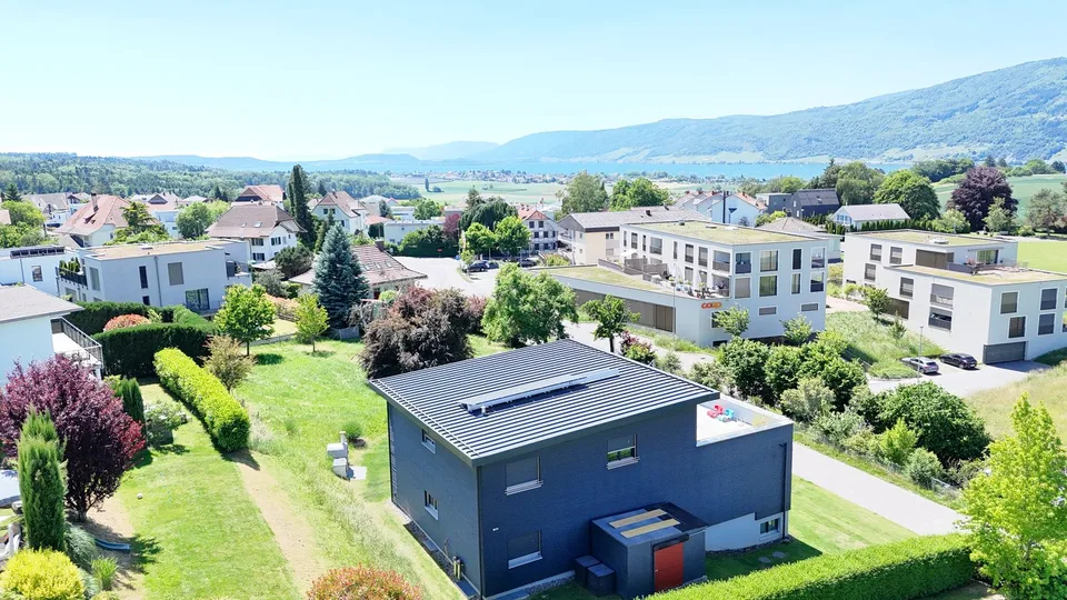 Ampia casa per più generazioni a Bellmund – Moderna, tranquilla e adatta alle famiglie