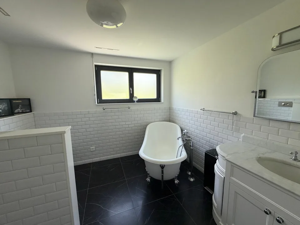 Maison spacieuse pour plusieurs générations à Bellmund – Moderne, calme et conviviale pour les familles – photo 7 sur 15