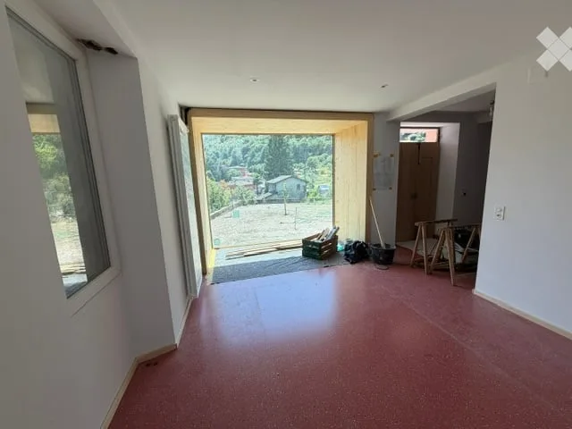 À louer – Maison unifamiliale de 4½ pièces, complètement rénovée à Rivera (TI)