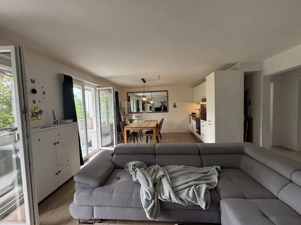 Helle und moderne 3,5-Zimmer-Wohnung in Nidau – foto 8 di 10