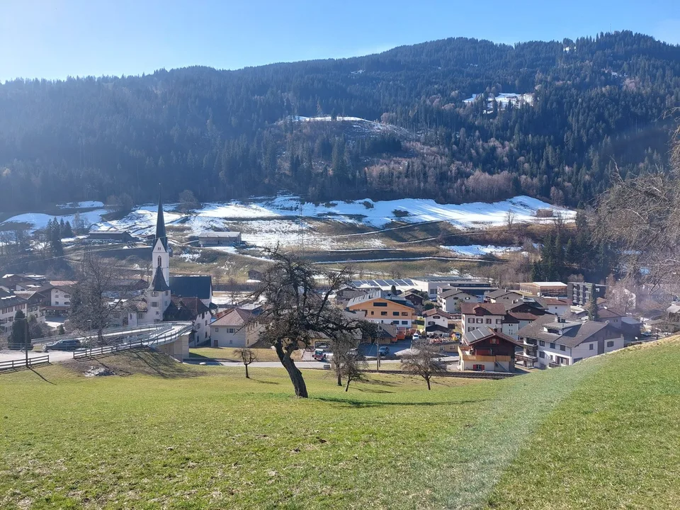 Attraktives Bauland in Küblis (Parzelle 467) - sonnige Lage mit Bergblick