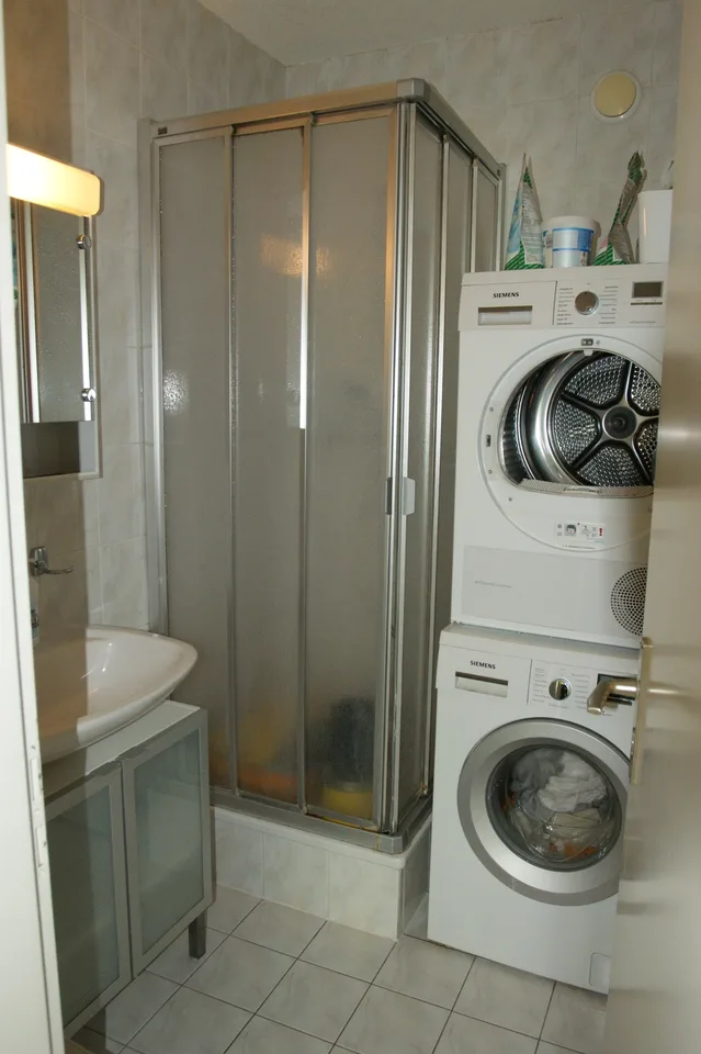 Sehr großes Duplex mit 6 Zimmern und Seeblick – Foto 10 von 12