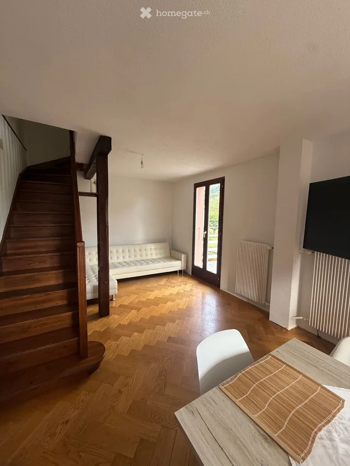 Maison mitoyenne en duplex avec jardin privatif à  (Conthey)