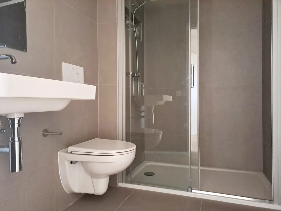 CHAMPAGNE 14, Neuwertiges 4.5-Zimmer-Apartment mit 2 Badezimmern