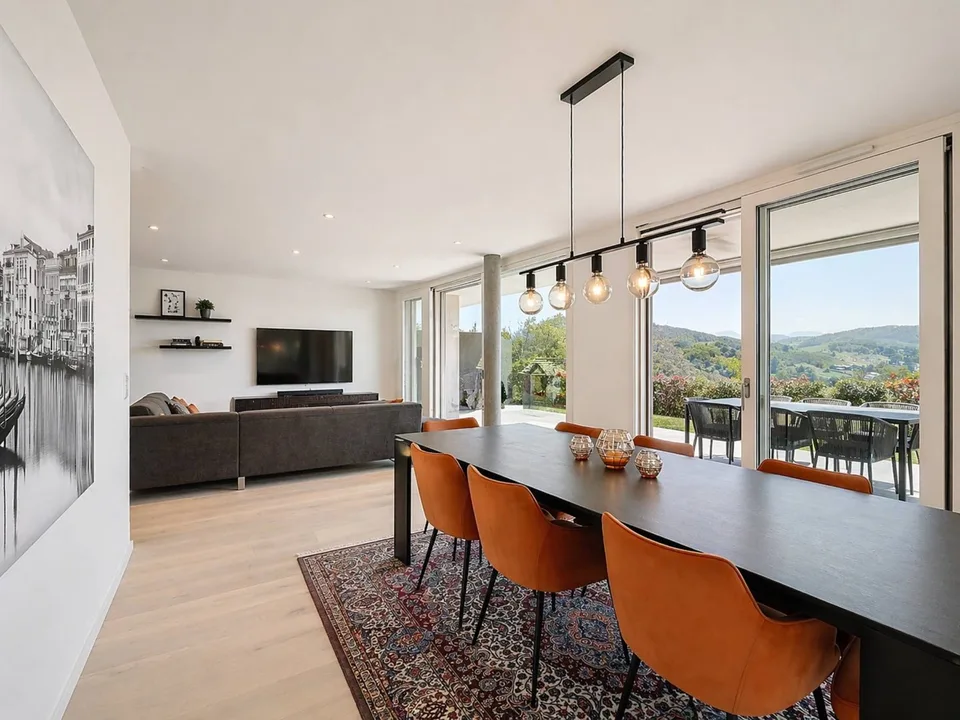 Appartement de standing de 165 m² en rez-de-jardin
