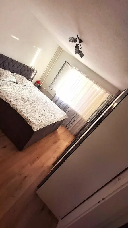 Bright and well-maintained apartment in attractive location