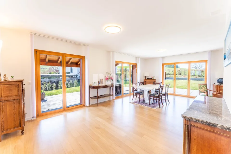 Casa indipendente di 5.5 locali con vista sulle Préalpes e il Moléson in vendita a La Tour-de-Trême – foto 6 di 12