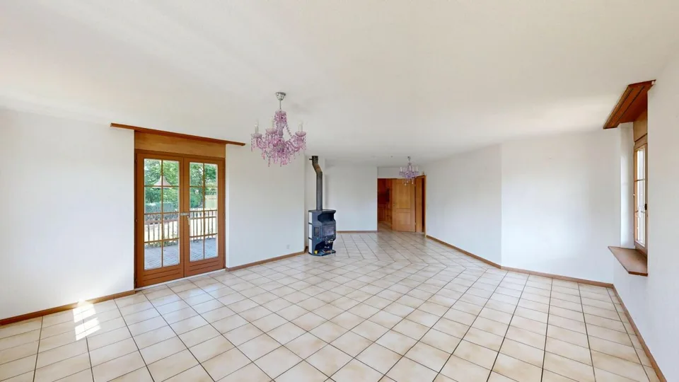 RESERVIERT: Freistehendes 5.5-Zimmer-Einfamilienhaus mit grossem Garten und vielfältigen Möglichkeiten