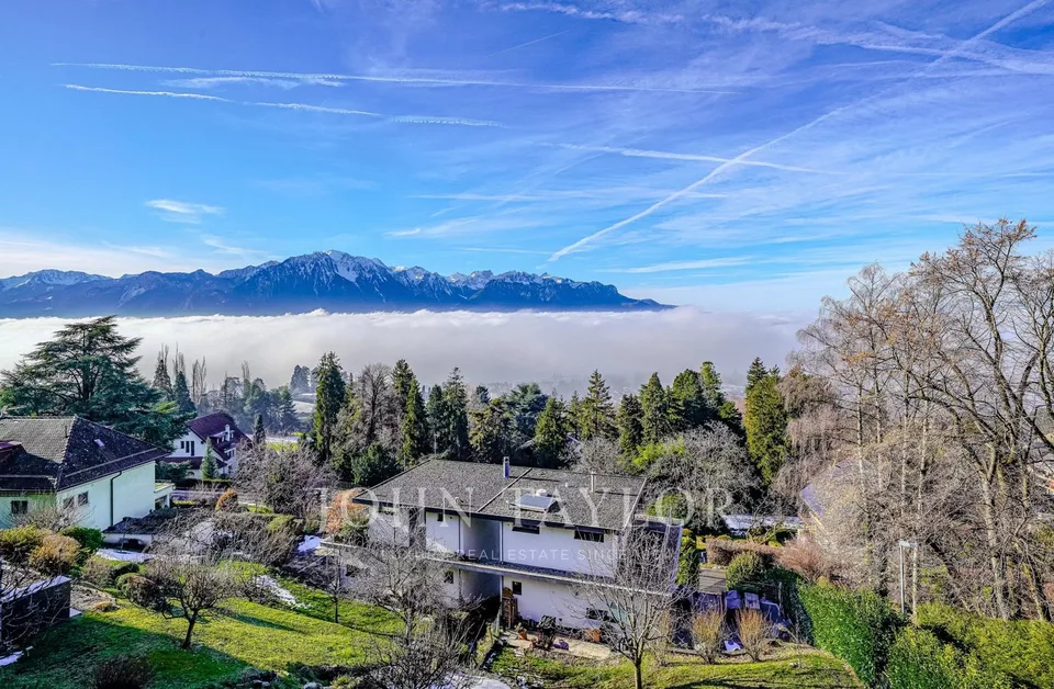 Exceptionnel 4.5 pièces contemporain avec vue panoramique sur le lac – photo 11 sur 12
