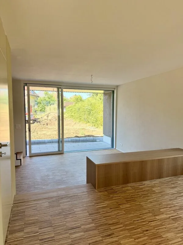 Modernes Wohnen mit Galerie, Garten und eigener Tiefgarage (Eckhaus)