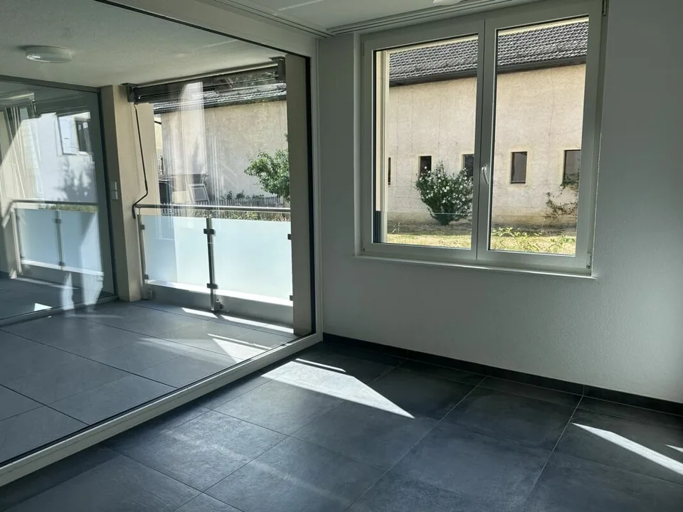 Bello appartamento moderno di 4.5 locali al 1° piano - Rue de l'Épervier 3A, Cernier