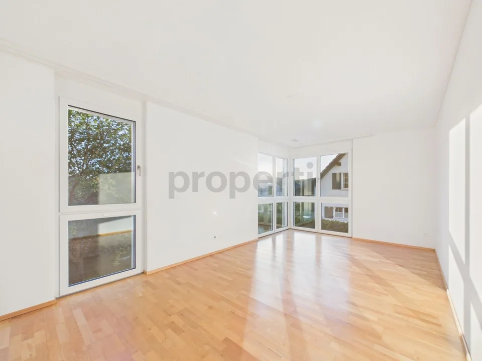 Appartement moderne 4.5 pièces avec balcon, Dachsen