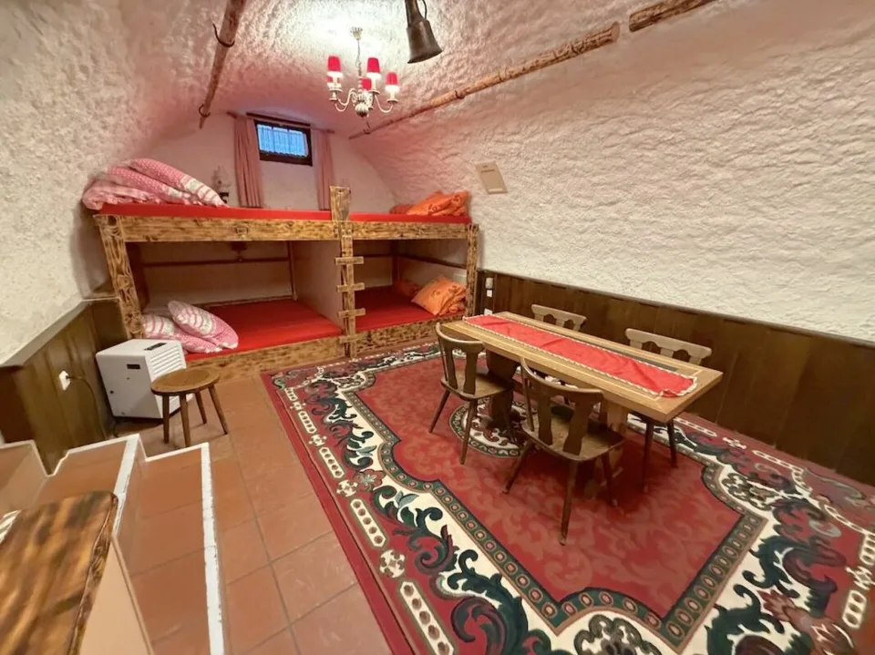 Schönes Gasthaus mit Wohnung und Gäste Wellness Zimmer zu verkaufen