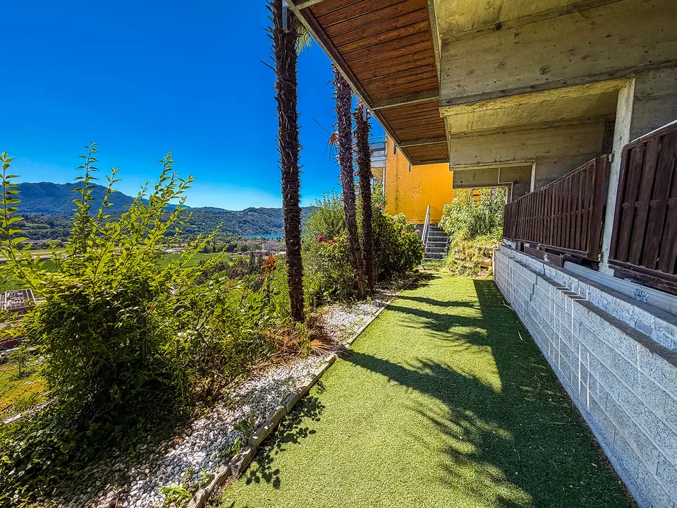 Elegante villa unifamiliare con spettacolare vista aperta sul Lago di Lugano – foto 21 di 24