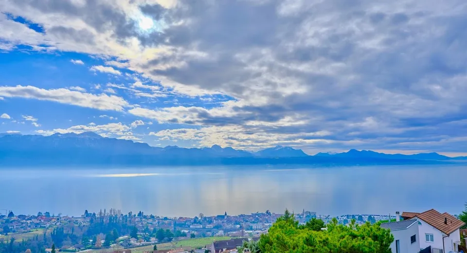 Superbe Duplex Terrasse Vue Lac Époustouflante