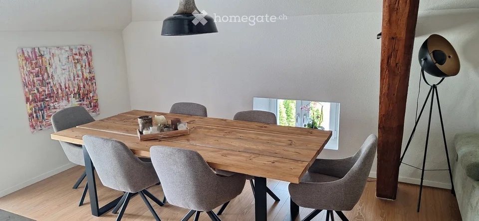 Recherche de locataire pour un charmant appartement de 3,5 pièces dans les combles à Rothrist à partir du 1er octobre 2026