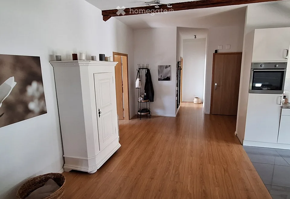 Recherche de locataire pour un charmant appartement de 3,5 pièces dans les combles à Rothrist à partir du 1er octobre 2026