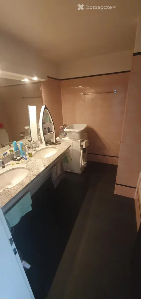 Charmante 3.5-Zimmer-Wohnung in Caslano – Sofort verfügbar!