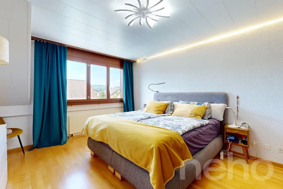 Saniertes 6-Zimmerhaus mit Wintergarten & PV-Anlage – Foto 14 von 18