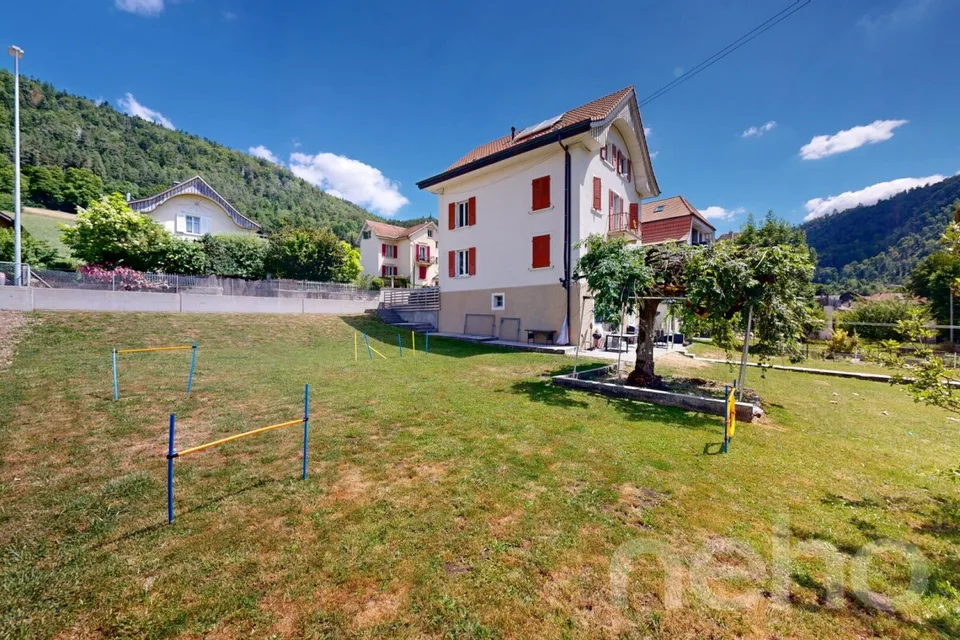 Casa con 2 appartamenti, grande giardino e forte potenziale – foto 12 di 19
