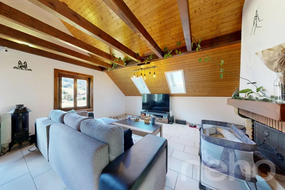 Casa con 2 appartamenti, grande giardino e forte potenziale – foto 18 di 19
