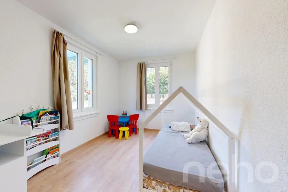 Casa con 2 appartamenti, grande giardino e forte potenziale – foto 15 di 19