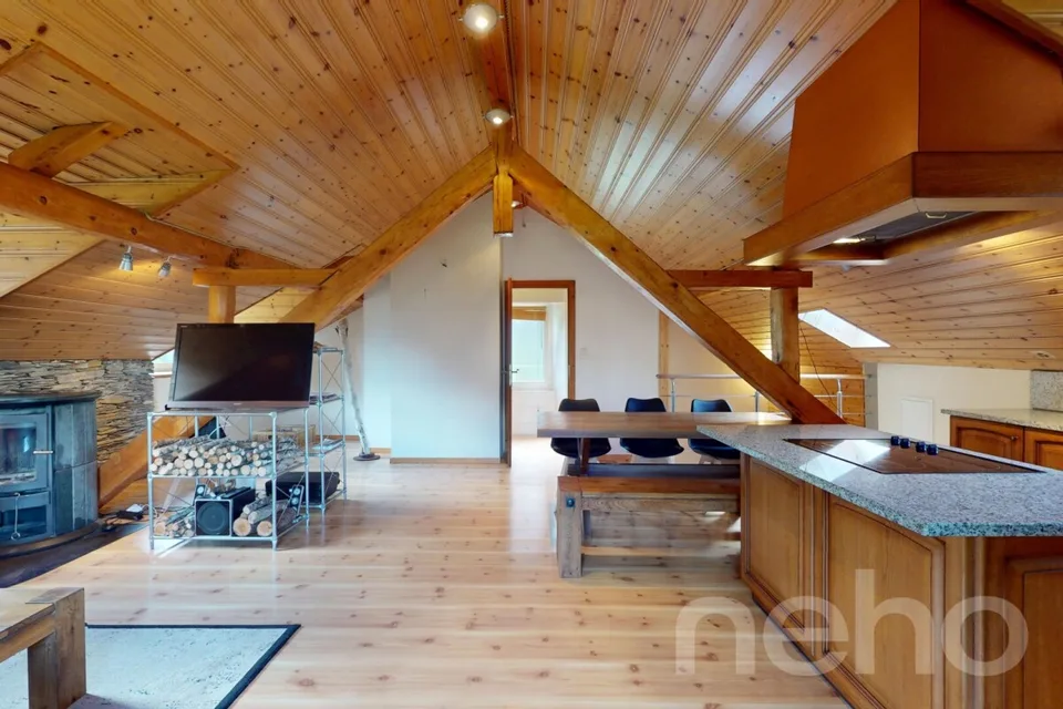 Esclusività: Casa familiare con 2 appartamenti e uno studio a Salvan – foto 15 di 18