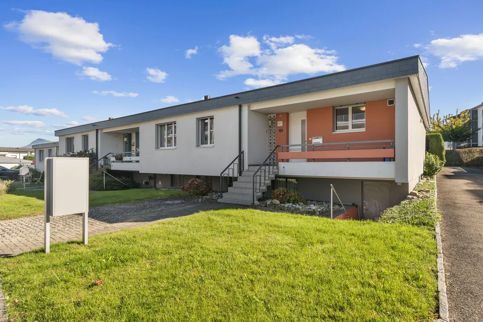 Casa a schiera di 5 1/2 locali in stile bungalow in una zona residenziale preferita
