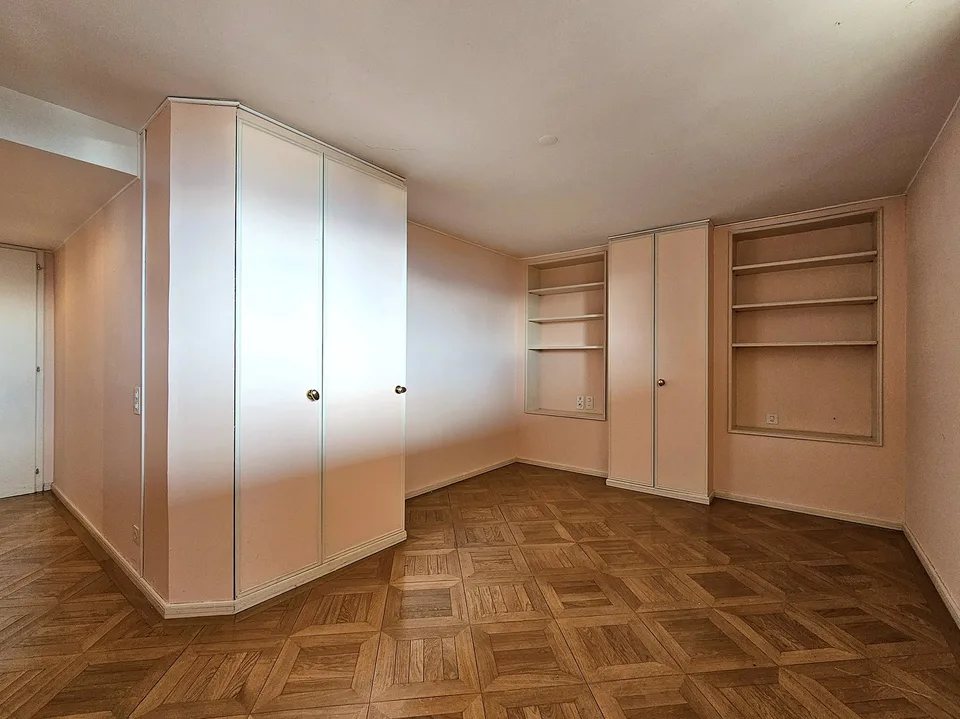 Lugano Ruvigliana: Luxuriöse 5.5-Zimmer-Wohnung mit atemberaubendem Seeblick, privatem Garten und Terrassen – Foto 19 von 20